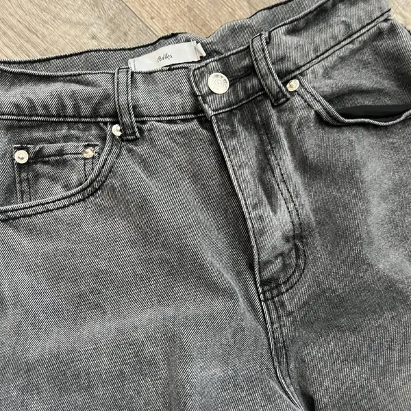 Adika‎ black distressed jeans size small - Image 7