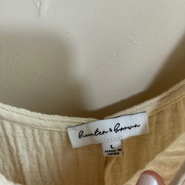 Hunter & Browa‎ yellow muslin spaghetti strap wide leg jumpsuit women's size L - Image 3