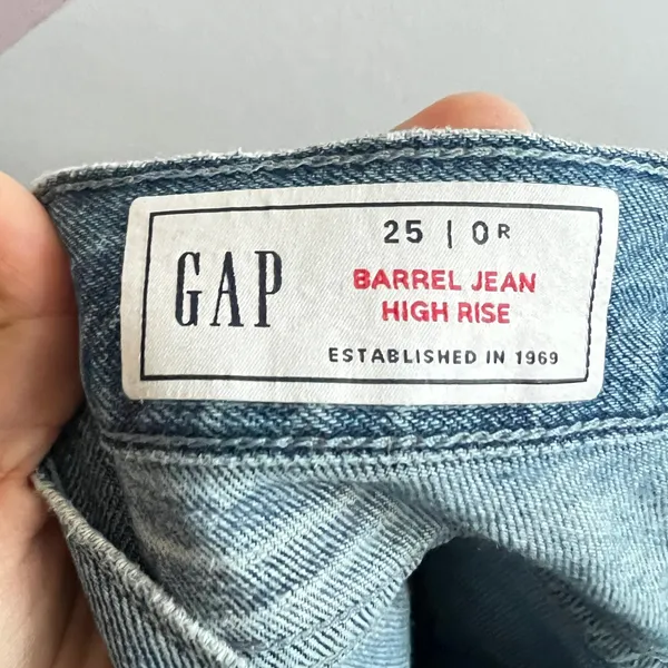 Gap Barrel‎ High Rise Jeans Regular Womens Size 25 / 0R Blue Denim Distressed - Image 3