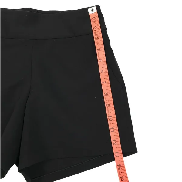 LULULEMON Shaped Away From The Body Solid Short 3" Women Sz 4 Black Athletic - Image 12