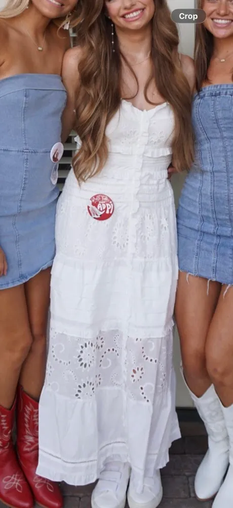 These Three White Dress - Image 4