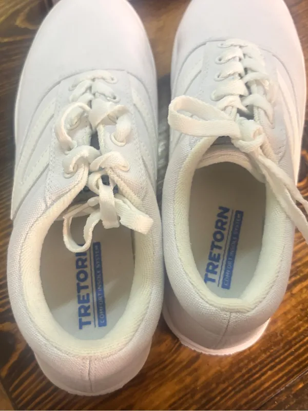 Tretorn White Chelsea Sneakers Size 9 - Image 3