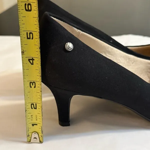 LifeStride Soft System Black‎ Fabric Pumps Kitten Heels Womens 11M Round Toe - Image 4