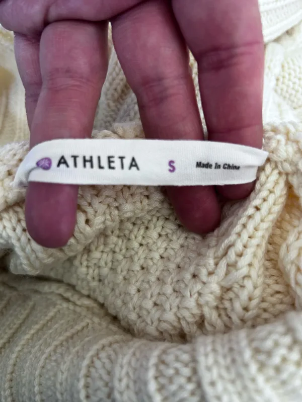 Athleta 100% Extra Fine Merino Wool Cream Chunky Turtle Neck Sweater Size Small - Image 3