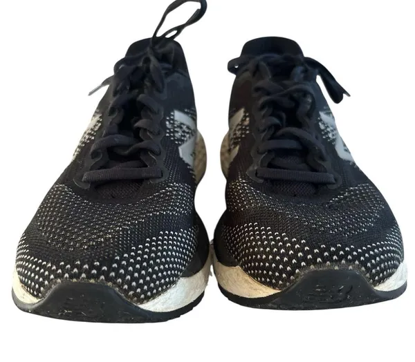 New Balance Women's Fresh Foam 880v10 Running Shoes Black - Image 4