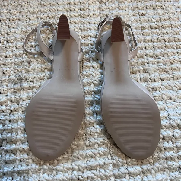 AQUA Heels Sz 9.5M - Image 4