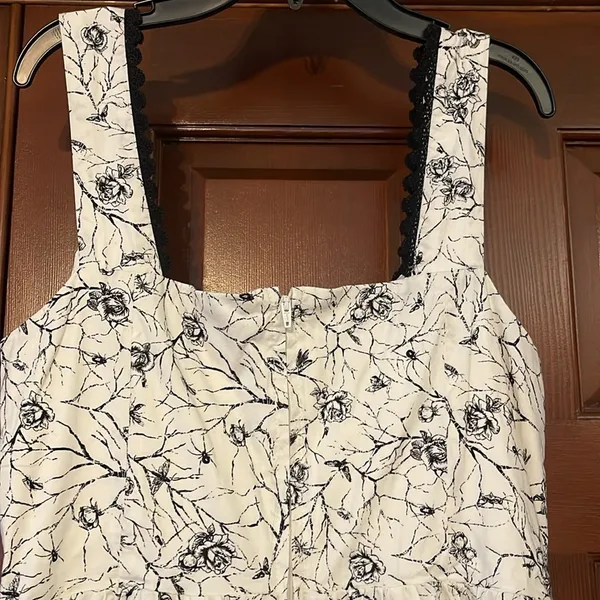 Hot Topic fit and flare dress size XL - Image 5