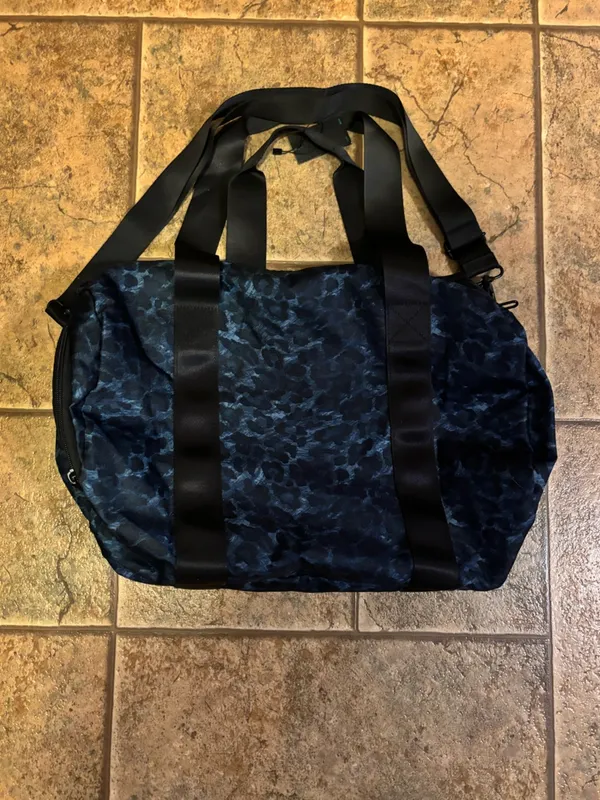 NWT Barbella Barrel Duffle Bag Blue - Image 2