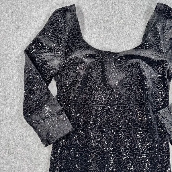 Mimi Chica Low Back Black Velvet Sequin Dress Size Medium 3/4 Sleeve Sheath New - Image 2