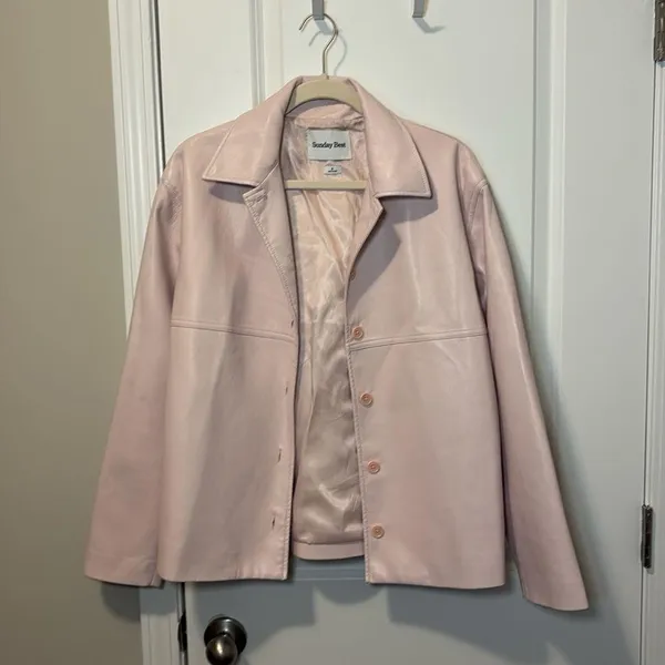 Aritzia Sunday Best Gabby Shirt Jacket Vegan Leather Shirt Jacket Pink - Image 5