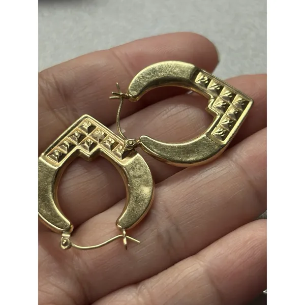 Vintage 14k Yellow Gold Hearts Hollow Hoop Earrings 3.2 Grams WITH DENTS - Image 5