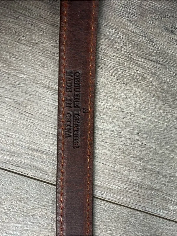 Vintage Guess Brown Genuine Leather Belt Brass Buckle Logo Size Medium - Image 4