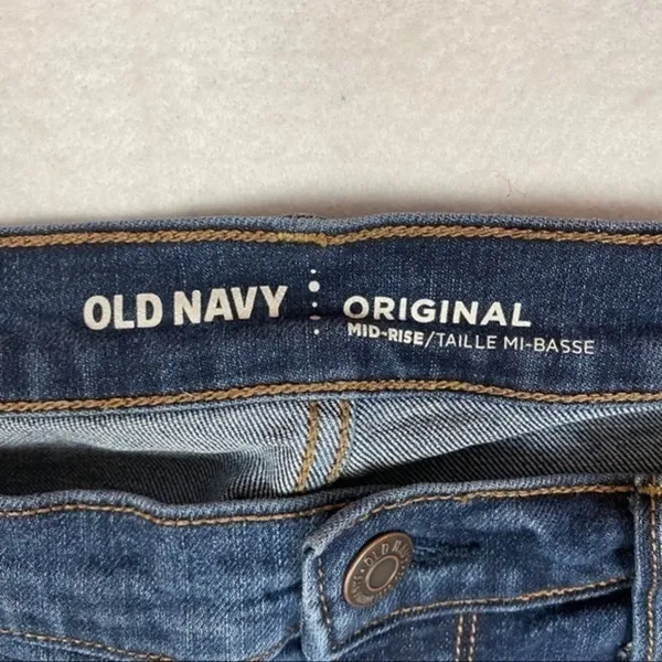 Old Navy Original Bootcut Stretch Medium Wash Jean‎ - Image 4
