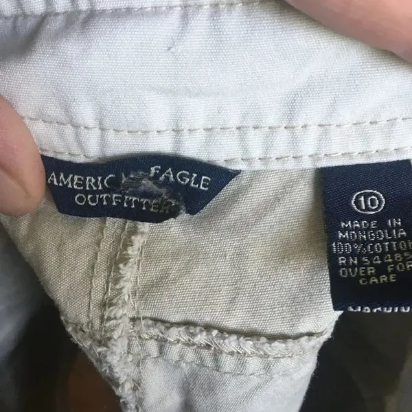 American Eagle Y2K tan shorts Tan Size 10 - Image 3