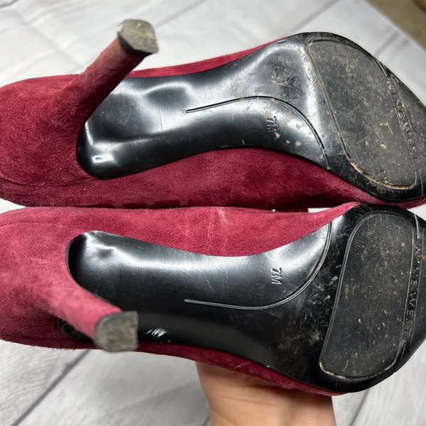 Nine West Genuine Leather Suede Maroon Velvet Red Pumps Heels Pointed Toe Sz 7M - Image 6