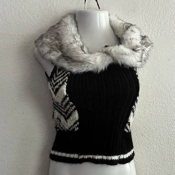 Guess Black & White Women's Faux-Fur Collar Jacket Vest S - Image 2