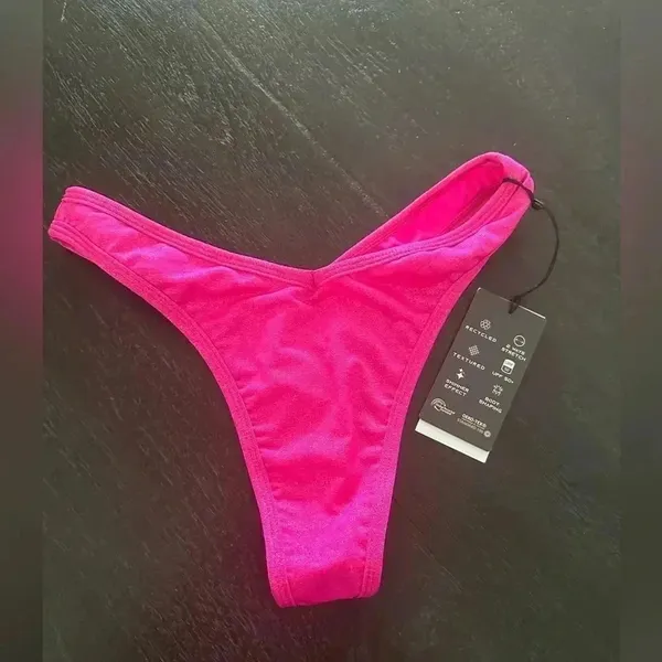 Revolve VDM Kate Reversible Bikini Bottom‎ In Milano Pink Sz S - Image 4