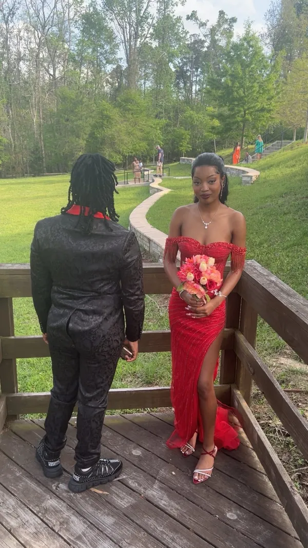 La Divine Red Sparkly Prom Dress - Image 2