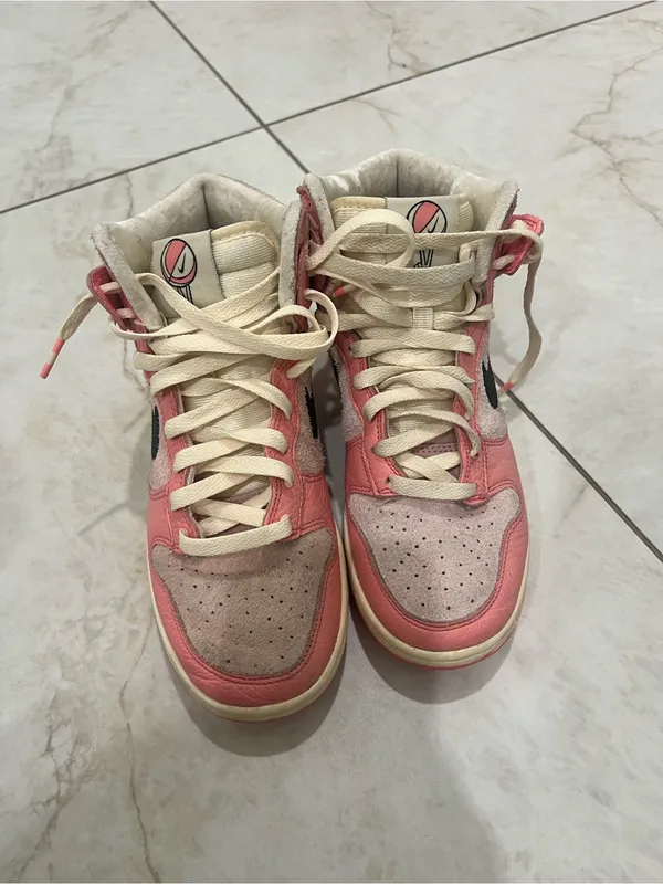 Nike Pack Pink Hoops Dunk High Sneakers Size 7.5 US - Image 3