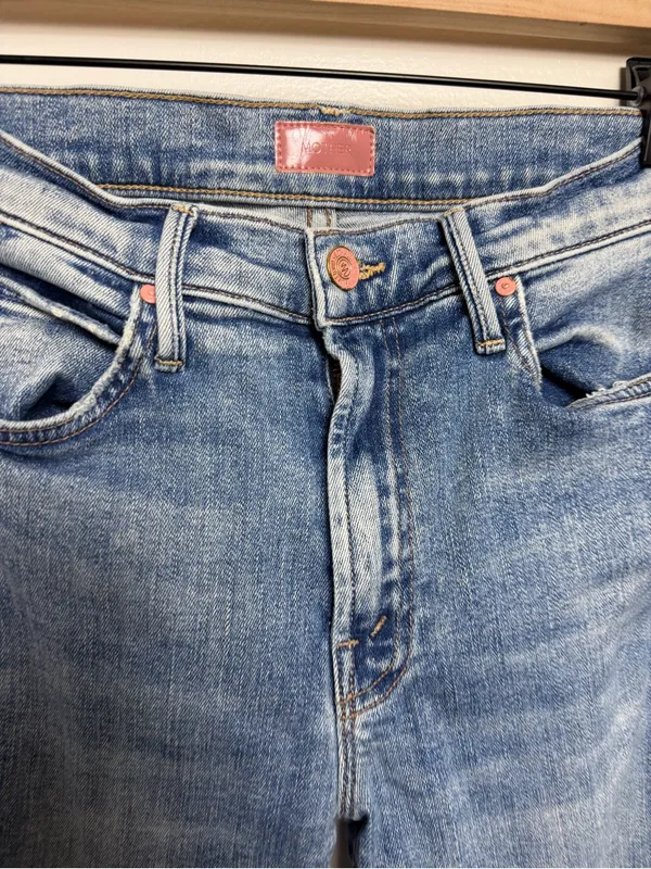 MOTHER The Rascal Ankle Fray Bonfire Lighting Blue Size 26 - Image 7