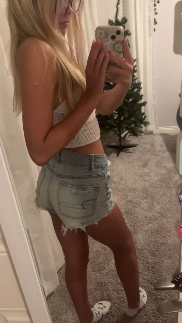 Outfitters Jean Shorts - Image 5