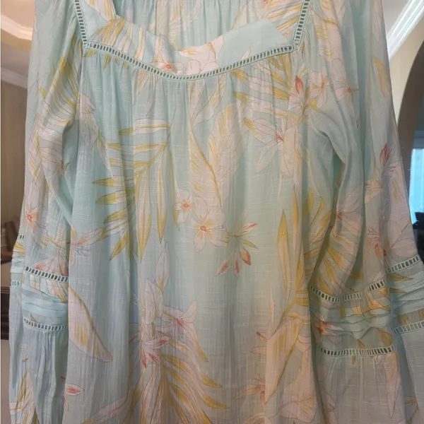 LC Lauren Conrad Aqua shirt - Image 3