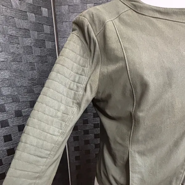 Cupcakes & Cashmere Moto Jacket Olive Green‎ Faux Suede Asymmetric Zip Vegan M - Image 5