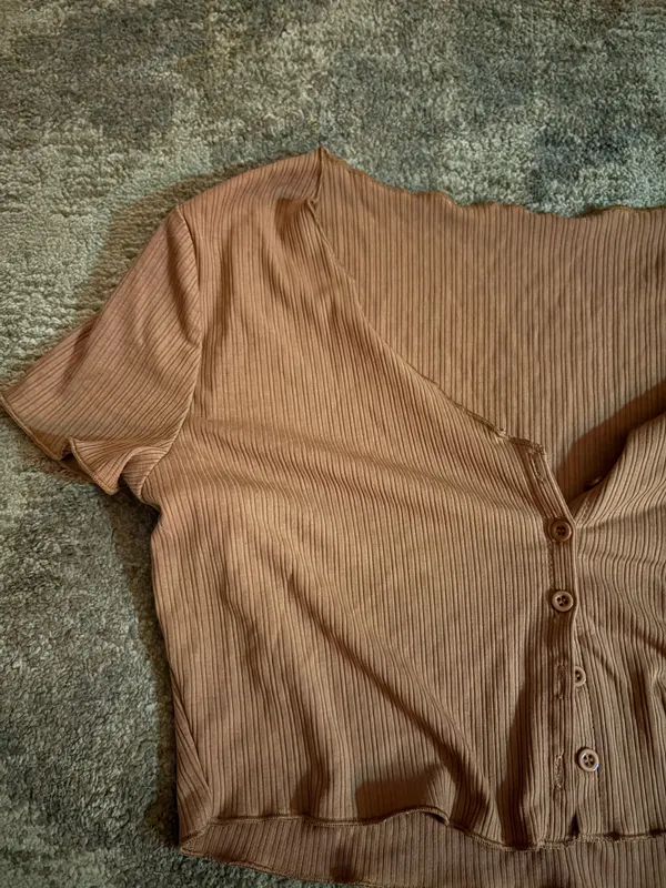 Brown Cropped SHEIN Top  - Image 2