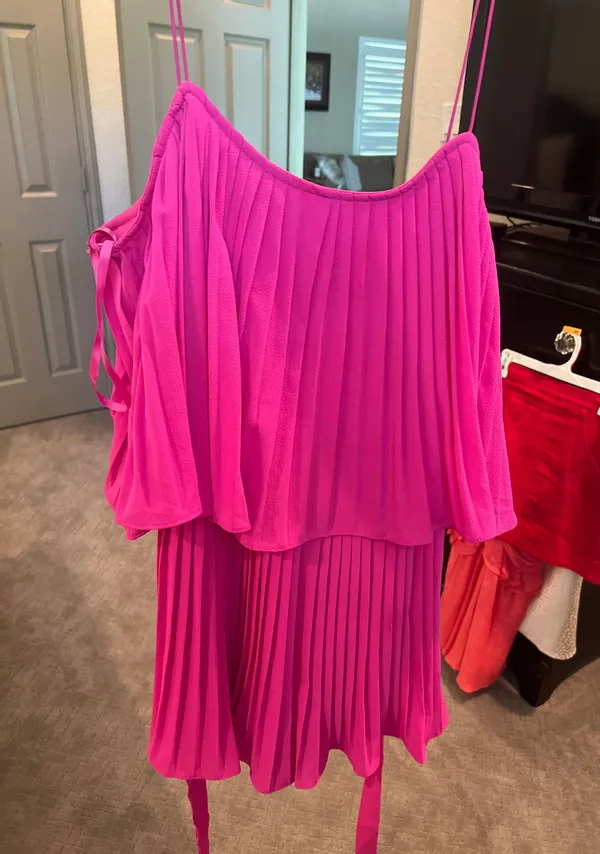 Pink Pleated Romper - Image 2
