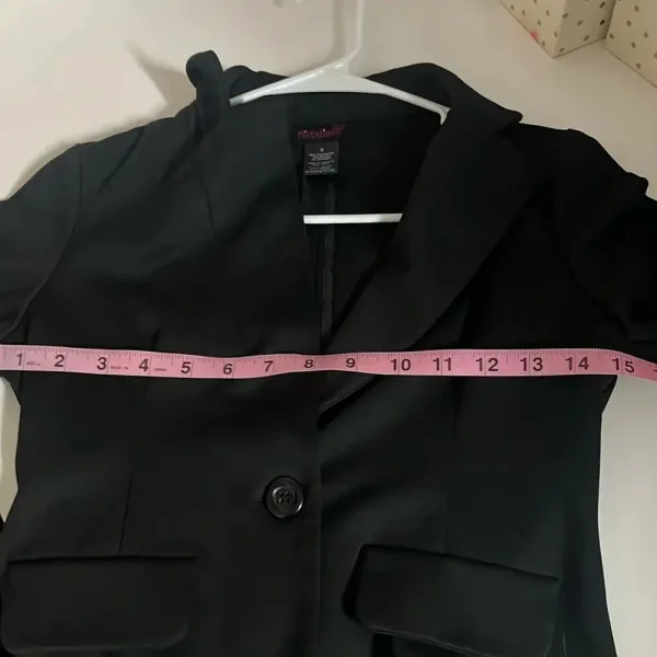 Small black notch blazer one button 3/4 ruched sleeves blazer jacket faux pocket - Image 3