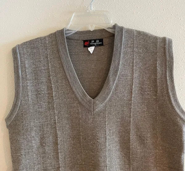 Honghuan Tan Sweater Vest - Image 3