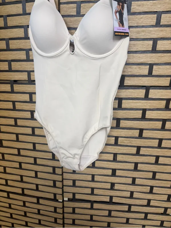 Maidenform tan extra firm control cupped bodysuit shapewear size Small - Image 4