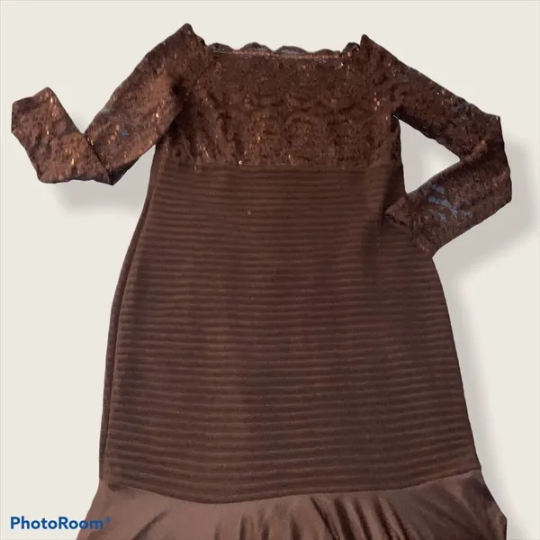 ONYX Ball Dress‎ - Image 4