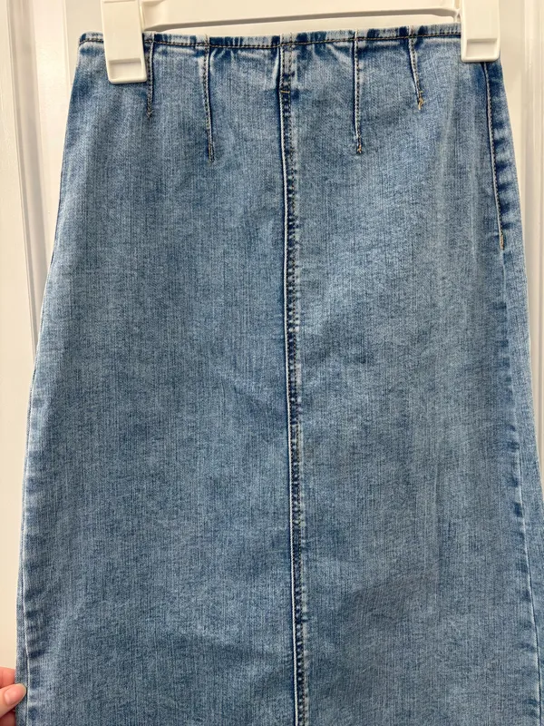 Stradivarius midi denim skirt - Image 2