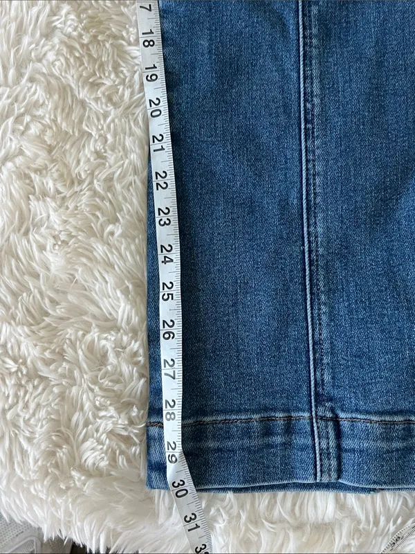 Judy Blue High Rise Women’s Utility Cargo Jeans, size 3/26 ^ - Image 11