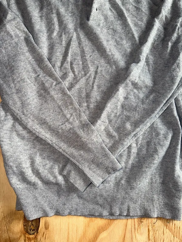 - [ ] J crew 100 percent cashmere size small great condition pre owned used knit fox - Image 4