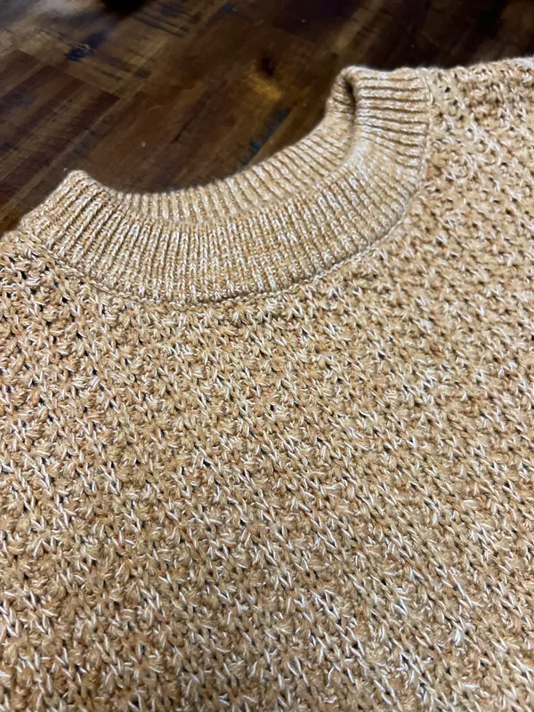 Universal Threads Tan Knit Sweater - Image 3