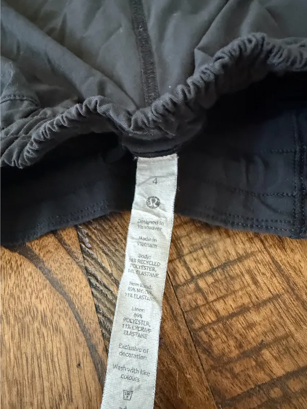 Lululemon Hotty Hot - Image 4