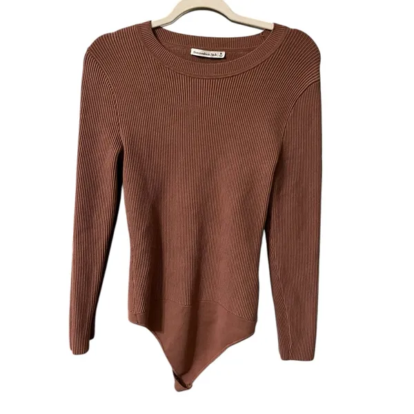 Abercrombie and Fitch‎ Long-Sleeve Ottoman Crewneck Bodysuit Size Medium - Image 4