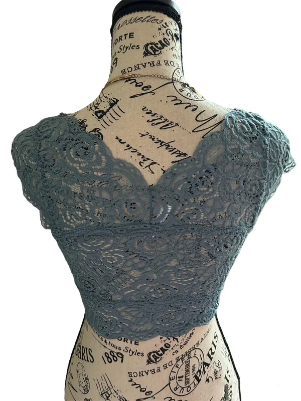 NWT Lace Bralette/Crop Top - Image 4