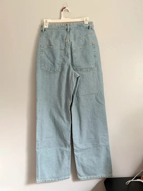 Zara NWT Light Wash Wide Leg Belted Jeans Size 28 - Image 4