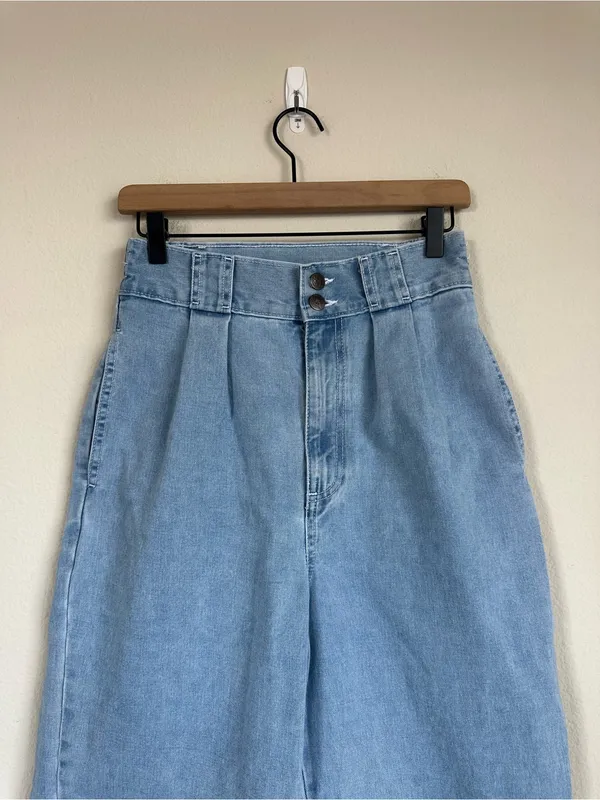 Lucy & Yak Addison Light Wash Denim High Rise Jeans - Image 8
