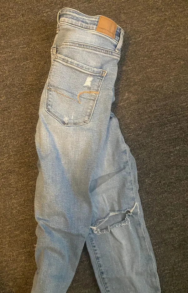 American Eagle Jeans - Image 2