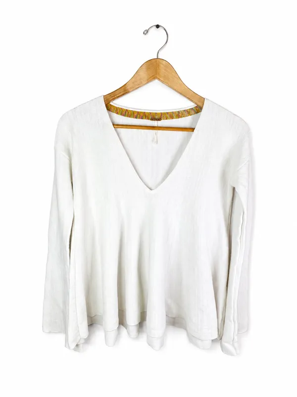 Free People White Linen Blend Bell Sleeve Swing Top S Boho - Image 2