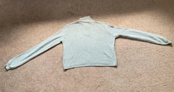 Brandy Melville Cropped Quarter Zip Sweater - Image 3