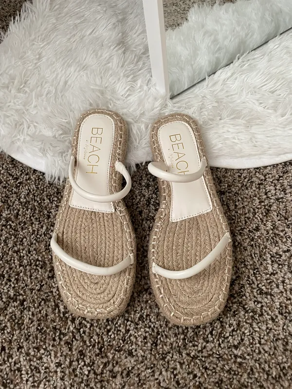 Matisse White Slide Sandals - Image 3