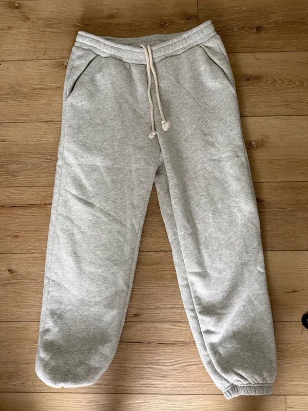 PARKE Cozy Drawstring Joggers in Light Gray - Image 4
