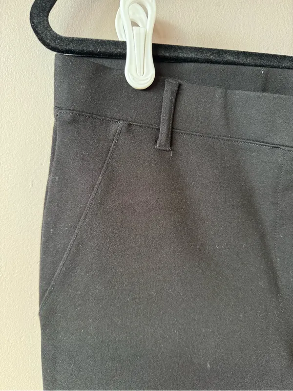 Quince Women’s Black Ultra-Stretch Ponte Straight Leg Pants Size Medium - Image 3