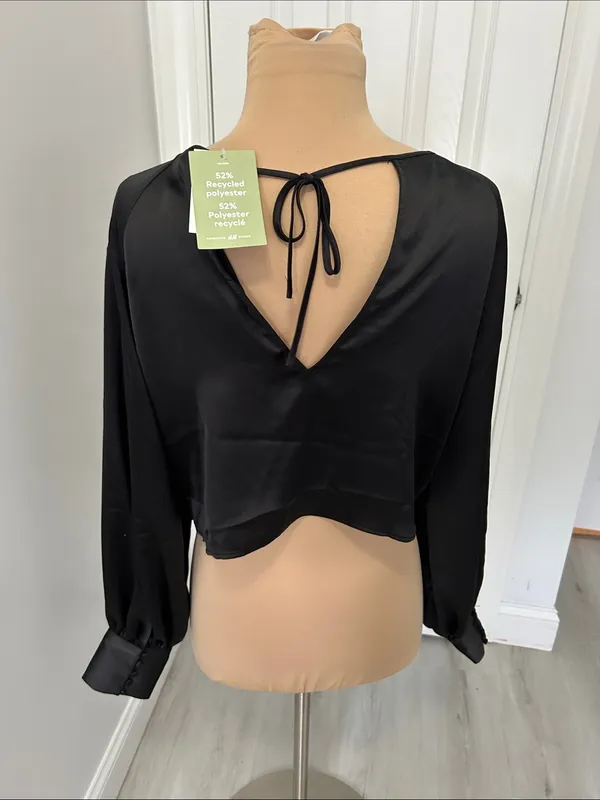 H&M Black Satin Blouse - Image 3