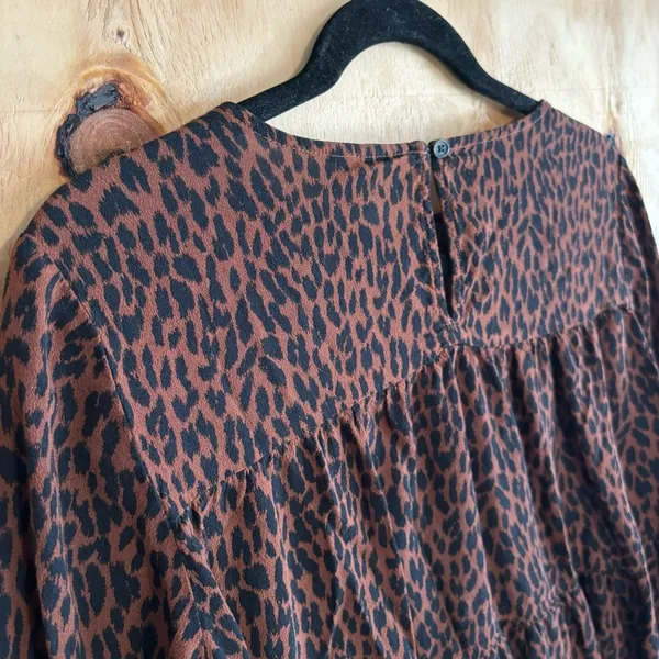 Gap Women's Tiered Animal Print Blouse Long Sleeve Cheetah Print Sz M - Image 3